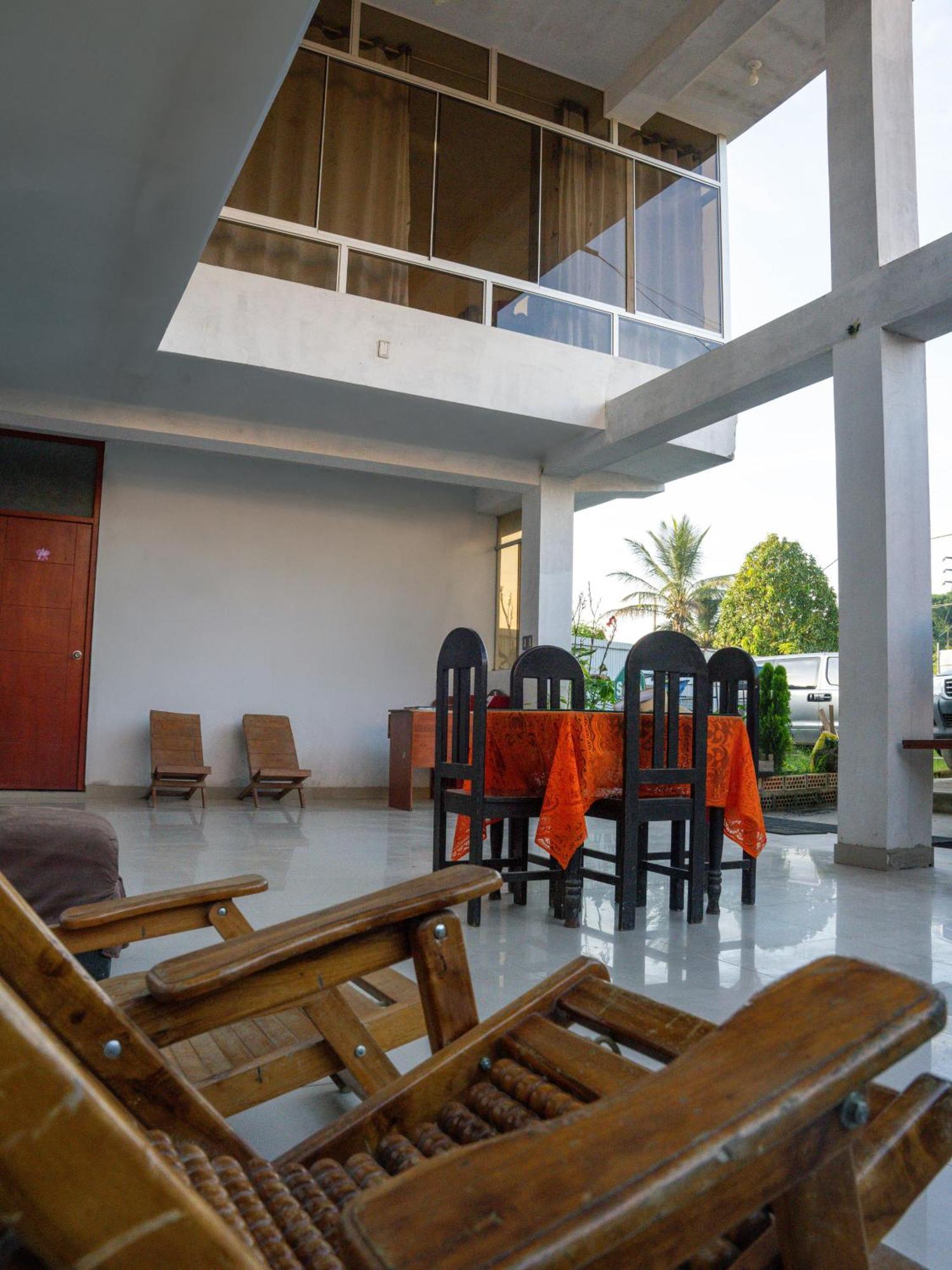 Hospedaje Miraflores Moyobamba Exterior photo
